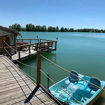 cabane flottante Millenium Varanges Extérieur photo