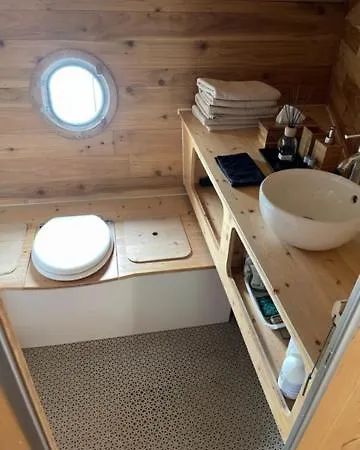 cabane flottante Millenium Varanges Extérieur photo